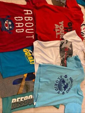 Boys 3t shirt lot , read description!!